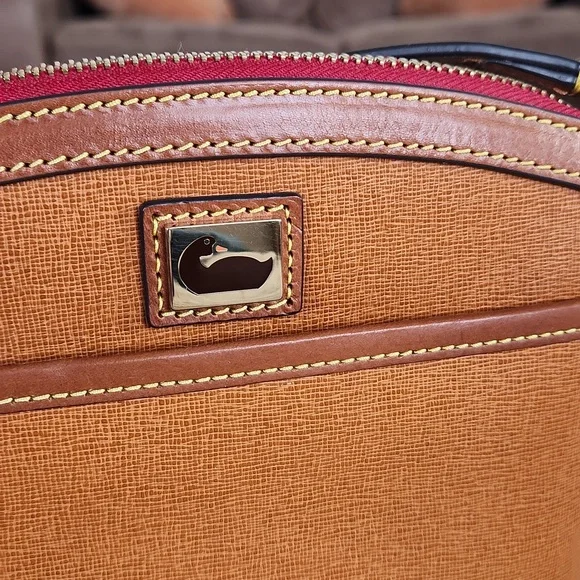 NWT Dooney & Bourke Domed Camden Saffiano Leather Shoulder Bag 🤎🧡🎁
